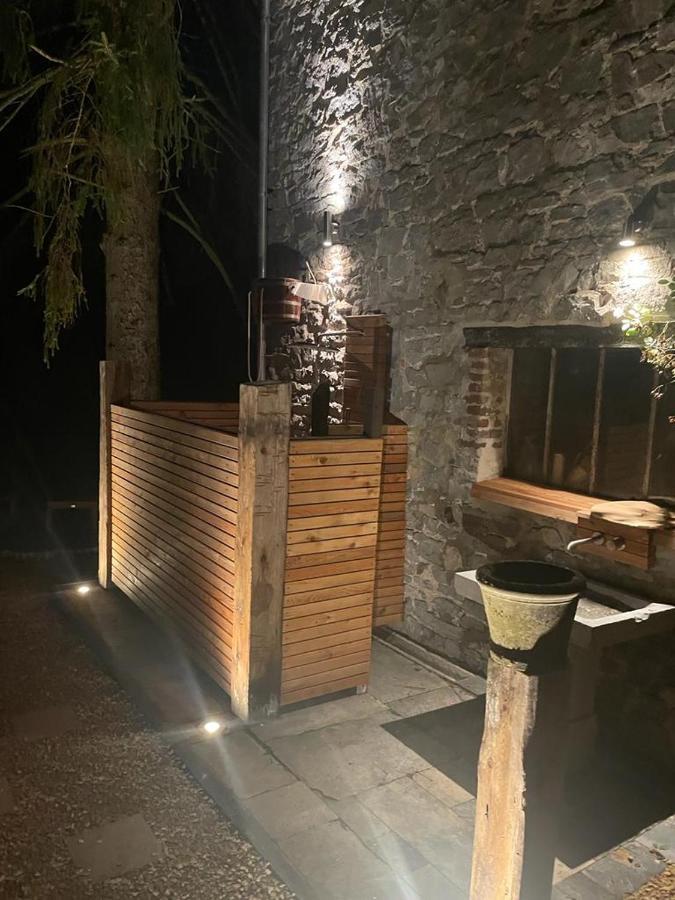 La Ferme De Basseilles Guest House Mozet Eksteriør bilde