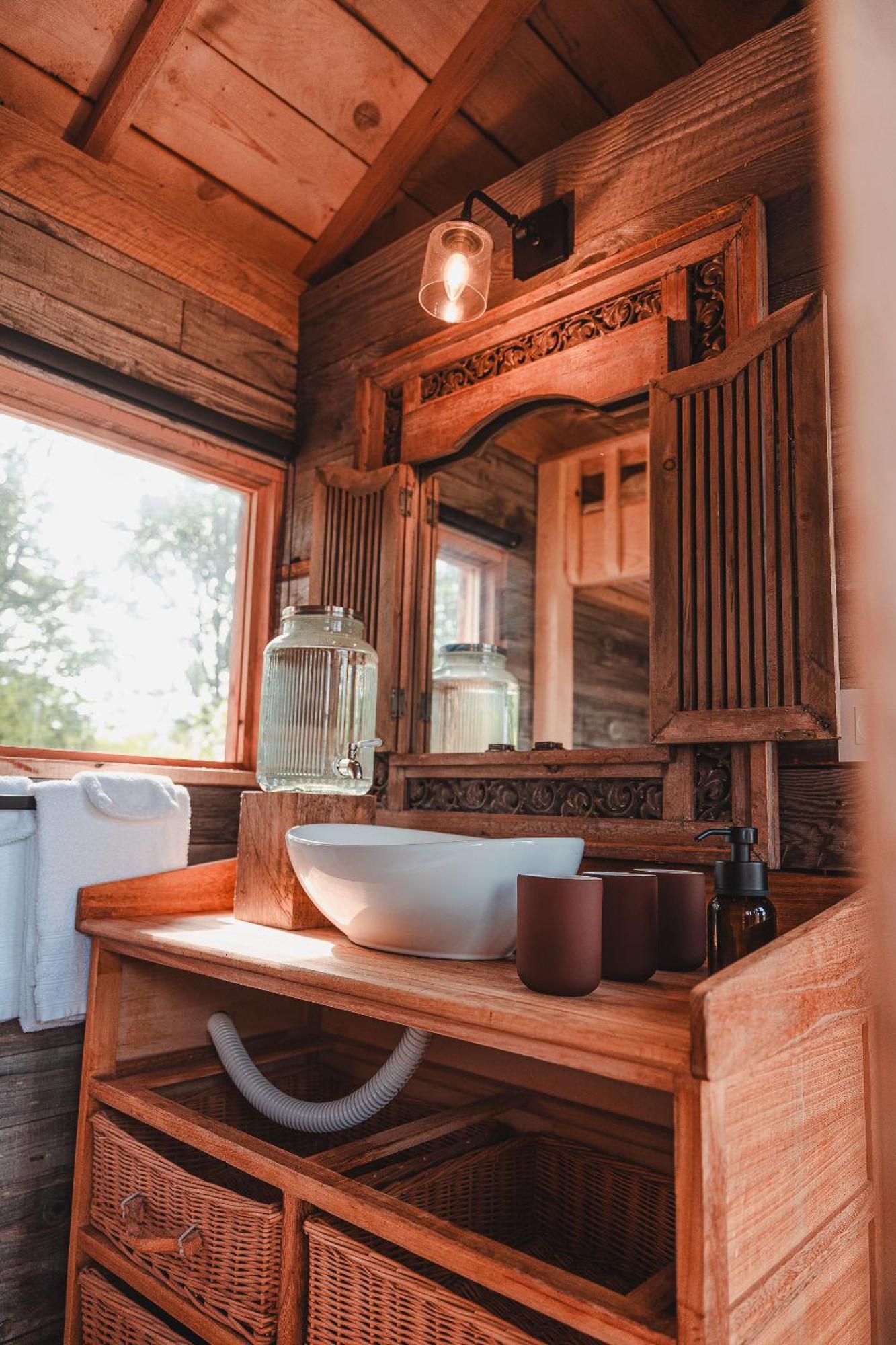 La Ferme De Basseilles Guest House Mozet Eksteriør bilde